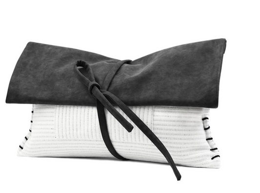 Black & White Sac Pillow