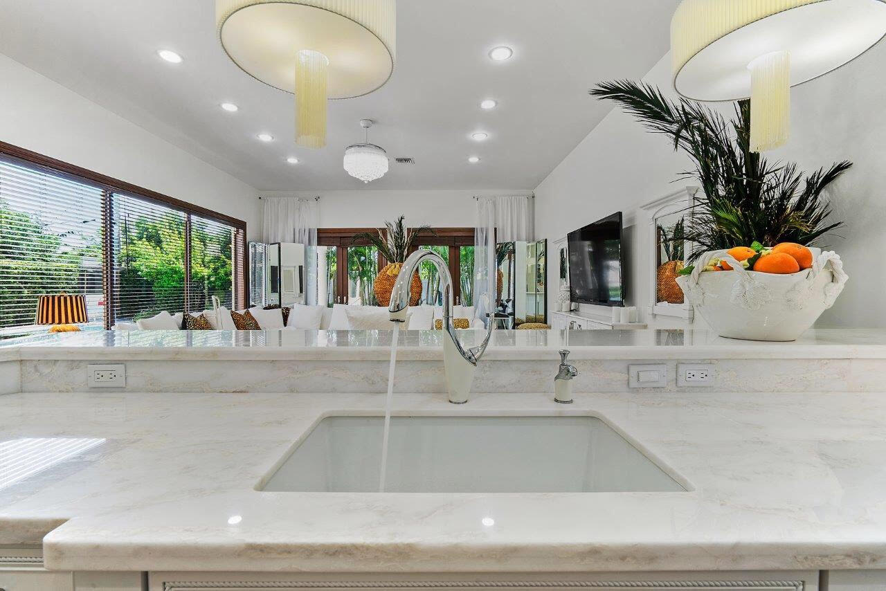 Homestyle Decorators Consultation Fee - Homestyle Decorators Vase Fillers