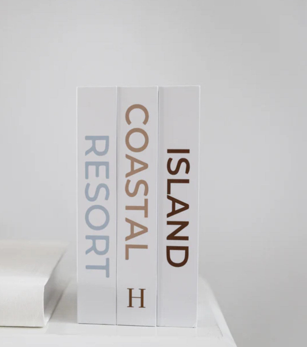 Resort Coastal Island Book Set 3 Separate